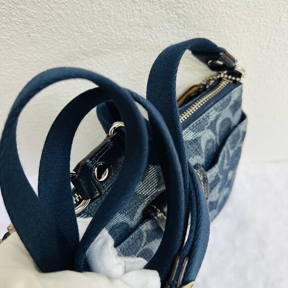 Coach Poppy Denim Signature Swingpack 46905 - Indigo Blue in EUC - Picture 10 of 13